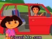 Dora  calatoreste cu mama ei spre oraselul copiilor