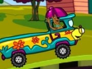 Scooby Doo cu masina