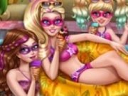 Super Barbie la petrecerea in piscina