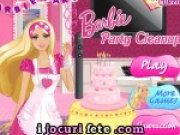 Curatenie in casa lui Barbie inainte de petrecere